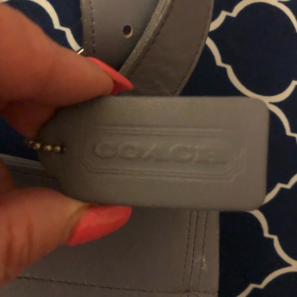 One vintage Coach crossbody, 2 Kate Spade purses, and A Pink Flamingo Cross body - Picture 6 of 12